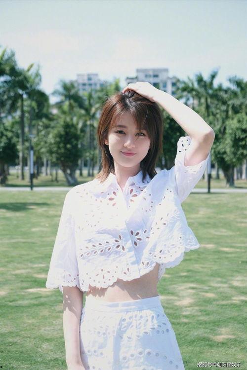 娱乐吃瓜君梁洁,娱乐吃瓜界的“瓜王”